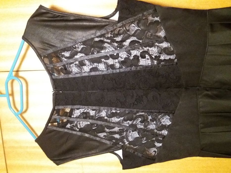 Официална рокля на "Ками-2000"Размер 50 . НОВА