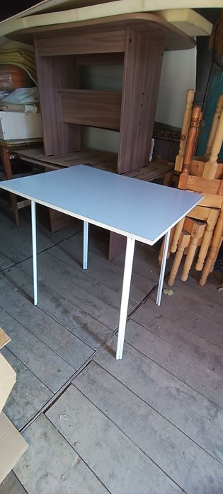 Стол обеденный новый