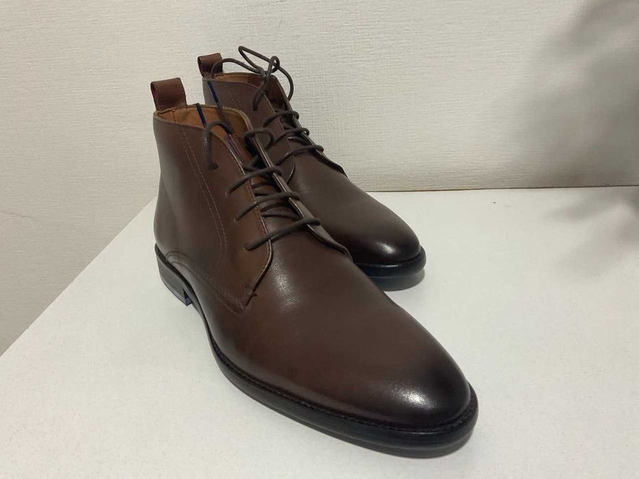 Ботинки мужские кожаные TOMMY HILFIGER (Португалия) размер 42. Новые.