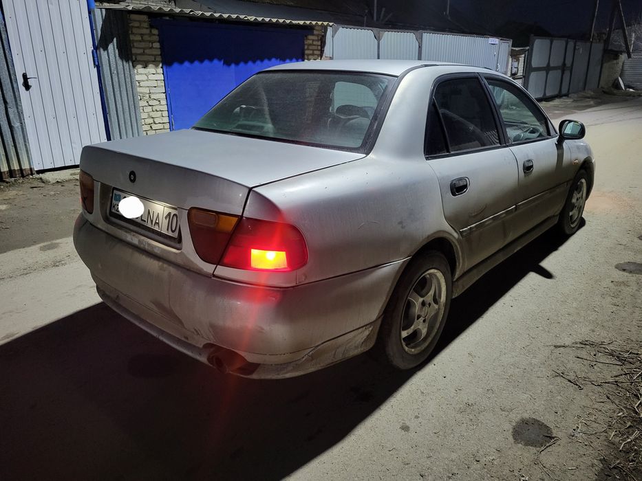 Продам Mitsubishi charisma 1.6 1997года