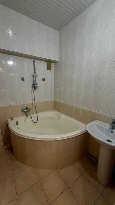 Юнусабад 2 - 4/3/9 срочно