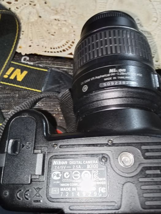 Продам камеру Nikon D3100.