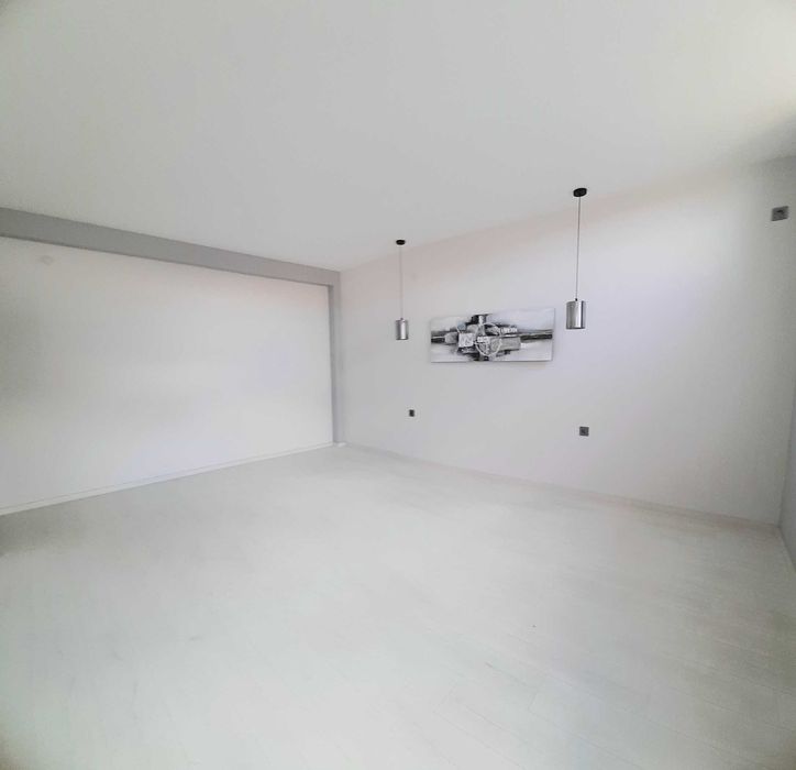 Продава се Четиристаен апартамент в Търговище, Център - 120 кв.м за 1148 €/кв.м - Снимка #5