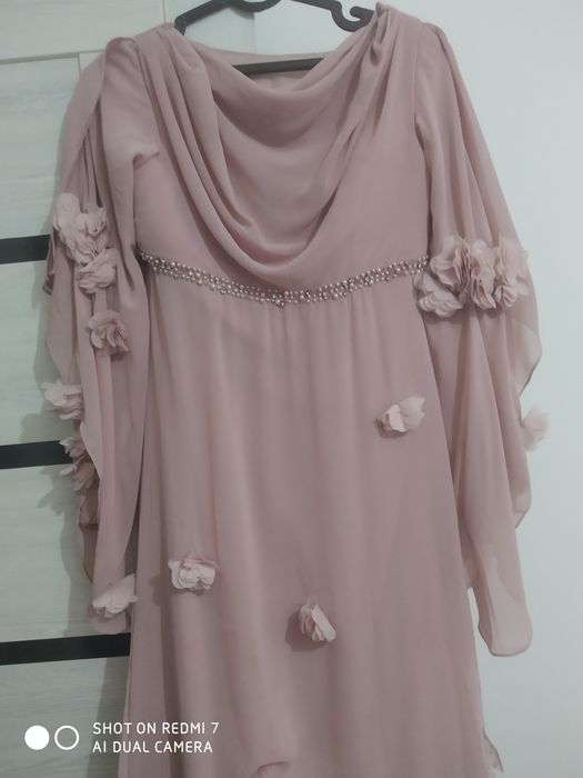 Ayollar uchun kelinlik liboslari festivali  top dizayn