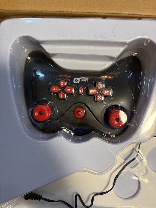 Дрон 3в1 чисто нов