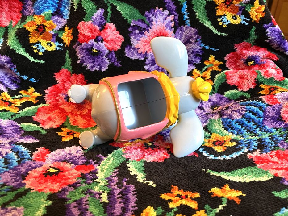 Слоненок Дамбо карандашница