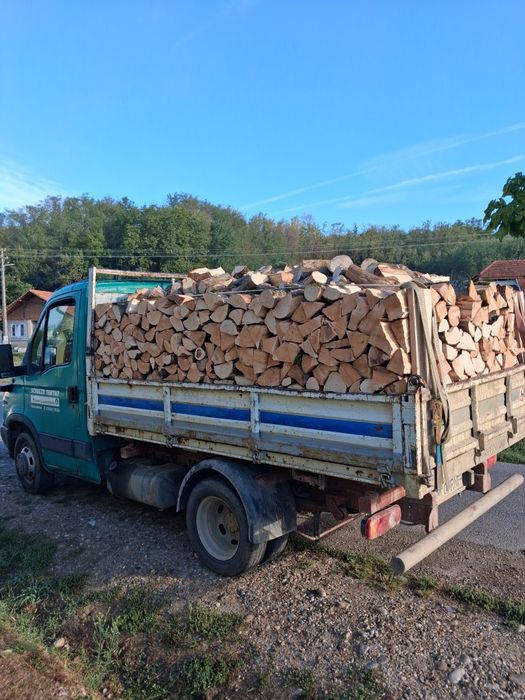 Aduc la comanda lemne de foc in tot jud.timis