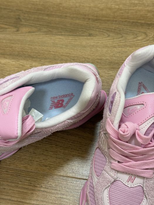 Чисто нови маратонки New Balance 9060