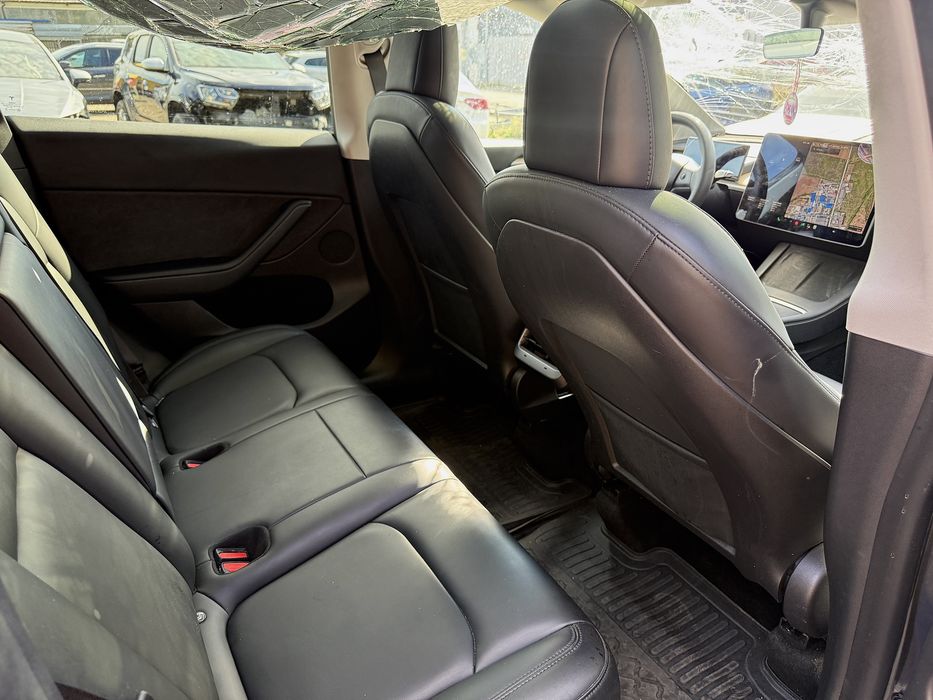 Tesla Model Y 2022 Avariat| Electric | 67.641km