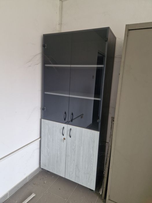 Birouri și dulapuri pentru birou