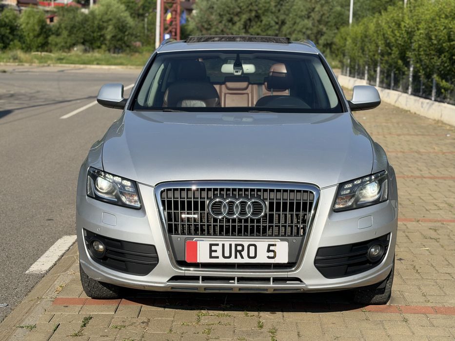** Audi Q5 * Quattro  **