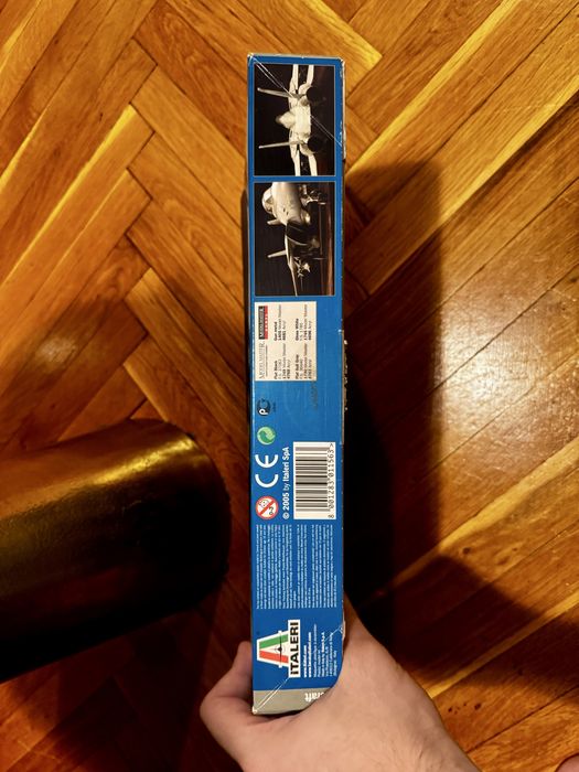 Italeri - F-14A Tomcat (1:72)