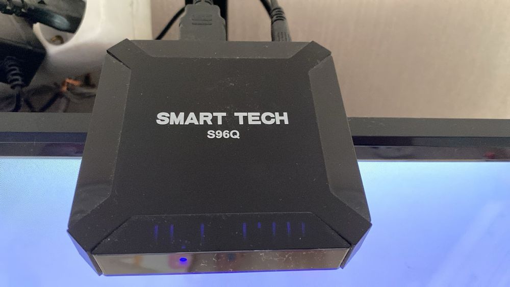 Продам смарт тв!