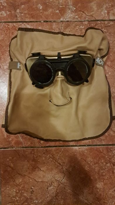 Costumații din piele de cea mai bună calitate