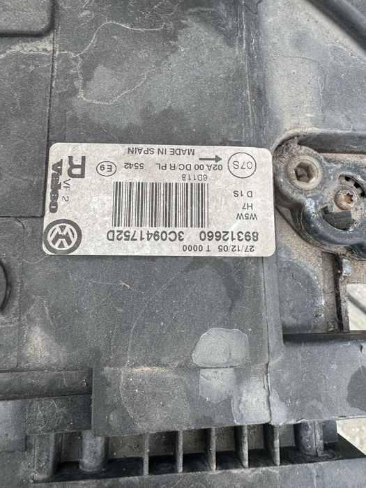 Faruri cu xenon passat b6