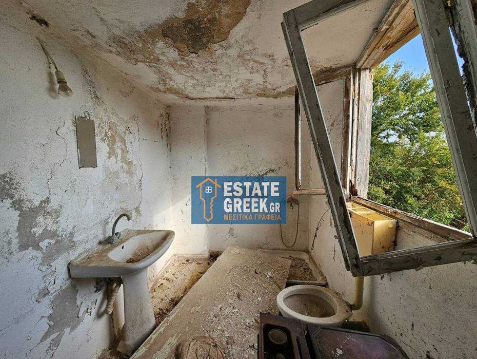 Продава се самостоятелна къща 100 кв.м. Eleftheres (код 8086)