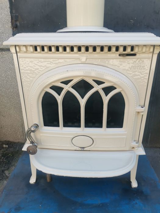 Чугунена печка Jotul F3  на дърва
