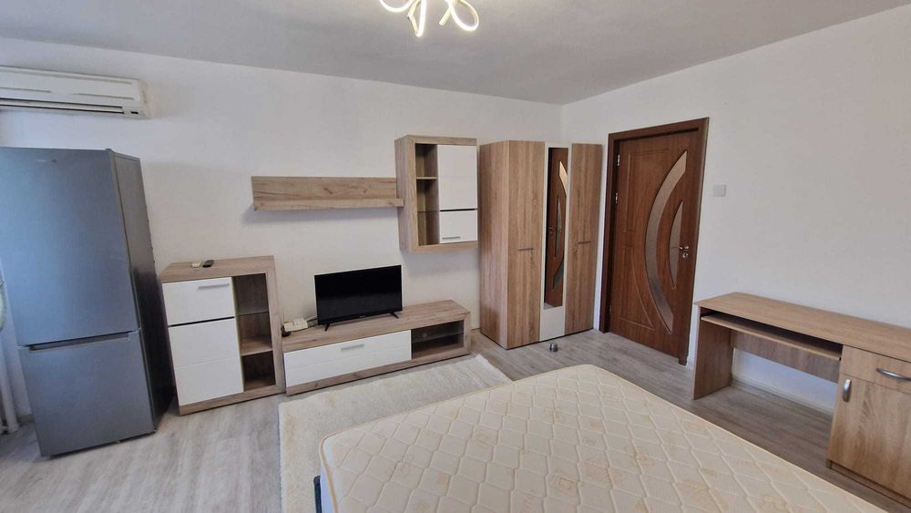 Garsoniera renovată și mobilată modern în Craiova, Brazda lui Novac