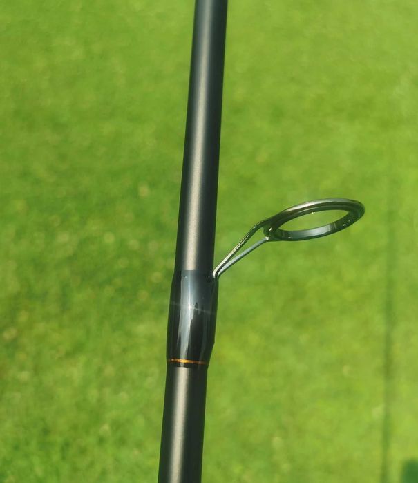 Спининг комплект за щука -въдица,макара,плетено влакно и 5 блесни.НОВИ