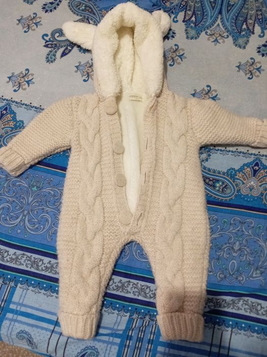 Продам детские тёплые вещи