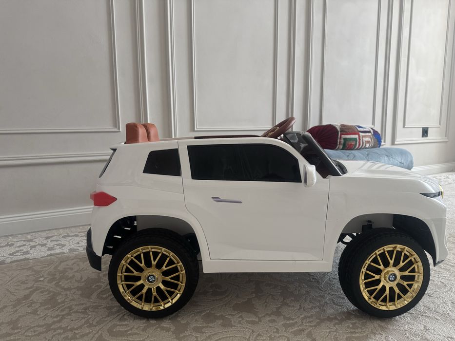 Балаларға арналған радиоуправляемый машинка