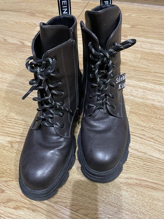 Продам ботинки демисезонные