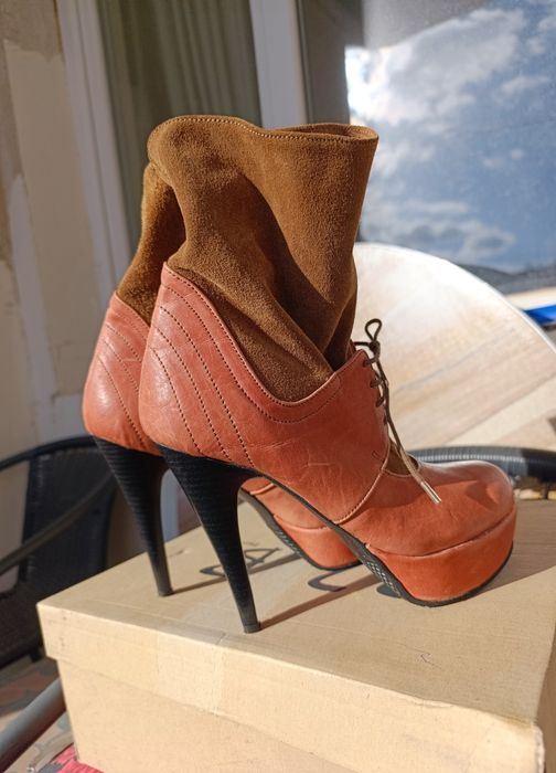 Боти от естествена кожа и велур Balenciaga