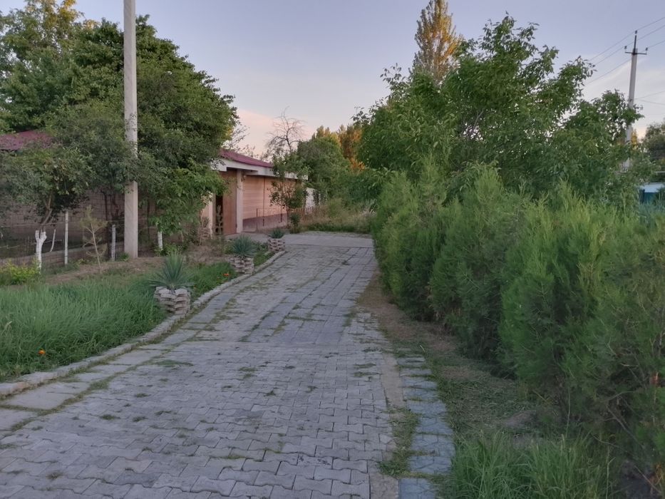 Hovli sotiladi Mirzo ulug'bek tumani
