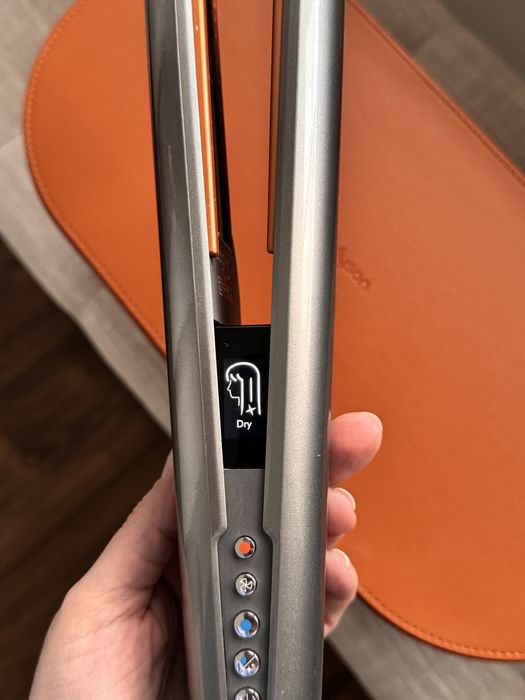 Dyson Airstrait 2024 г.