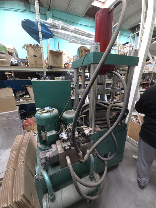 Mașină de comprimat prosoape – GM-2 – 80T – industrială