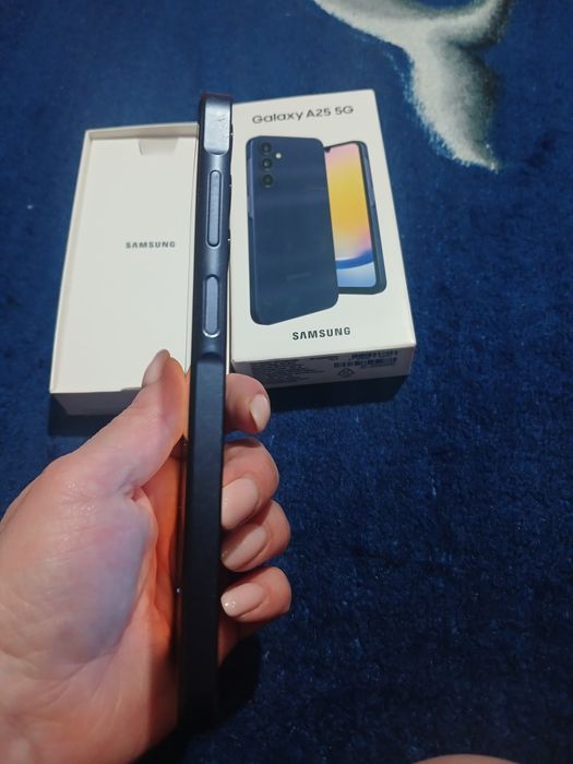 Продам самсунг а 25