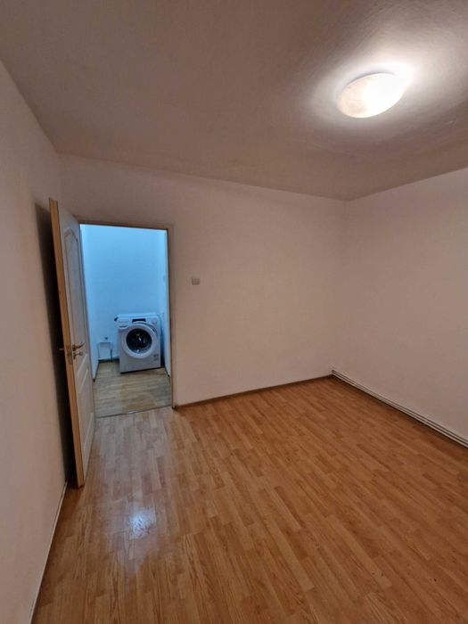 Apartament 2 Camere–Complet Renovat Preț:85.000 Euro (ușor negociabil)