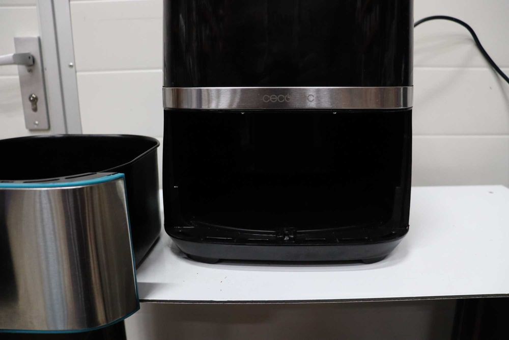 Cecotec 5,5L Air Fryer Cecofry Full InoxBlack 5500 Pro, 1700 W