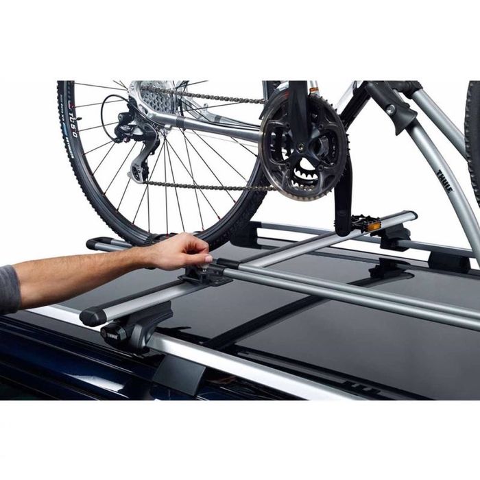 Sistem suport pentru 2 biciclete, marca Thule