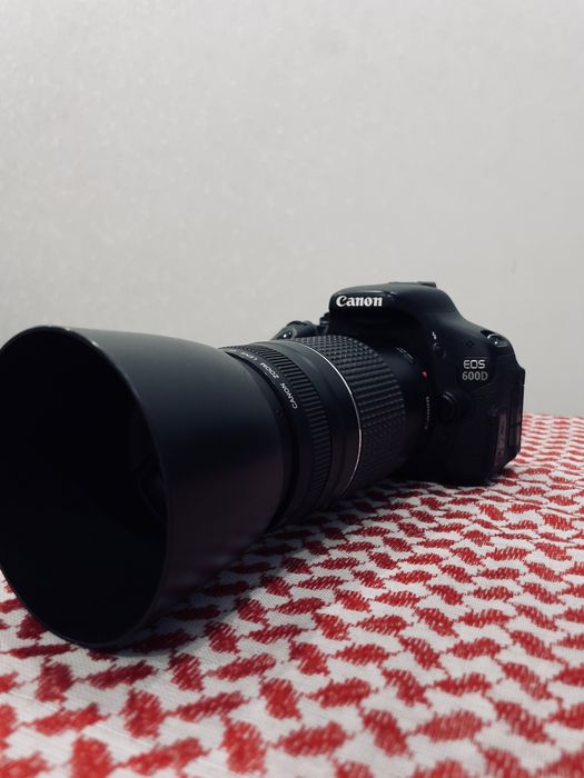 Canon 600d   фотоаппарат
