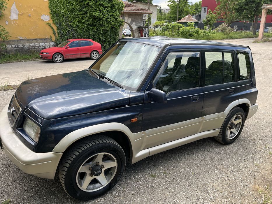 Suzuki Vitara 2.0 V6 климатик , теглич , бързи и бавни