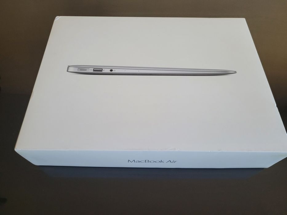 Macbook Air 2019 500GB Ram 8GB
