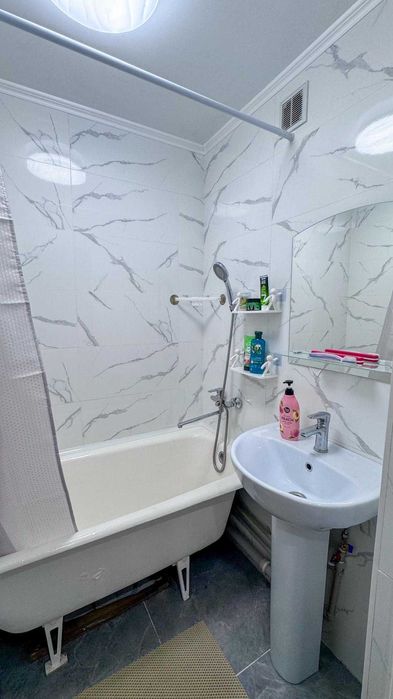 Продам 2 ком кв Гарышкер Алишер Империя