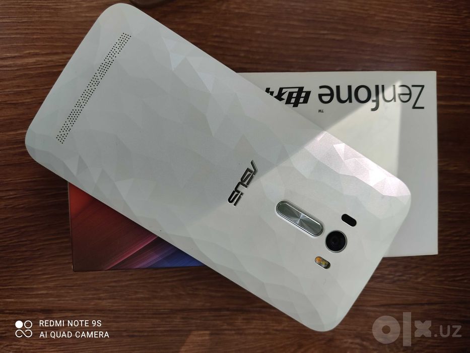 Asus ZenFone Selfi-обмен есть.