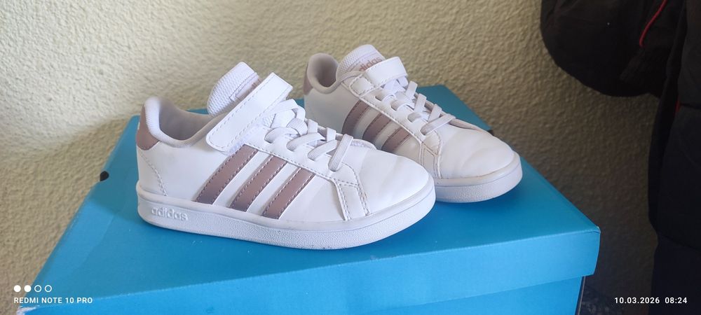 Adidas детски маратонки №30 – много запазени