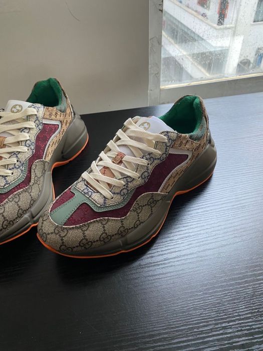 Adidasi Gucci masura 44 noi