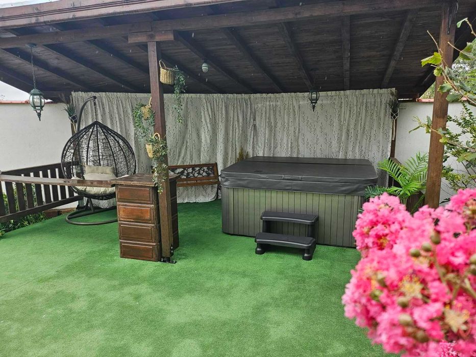 Дава се под наем Къща в с. Лъка, Област Бургас - 240 кв.м за 255 € - Снимка #16