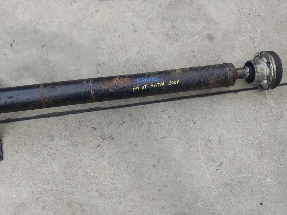 cardan 3.0 tdi cap audi a5 8t  8t0521101a