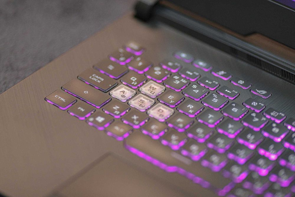Мощный игровой ноутбук ASUS ROG Strix G15