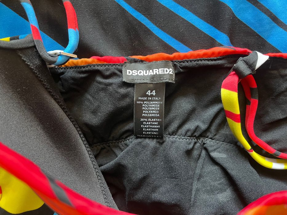 Нов дамски бански DSQUARED2