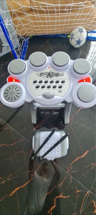 Tobe Electrice + Chitara