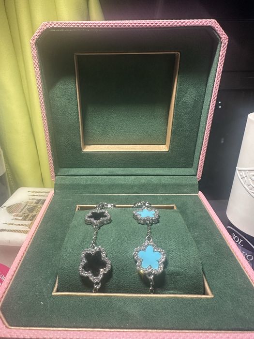 Гривни Van Cleef