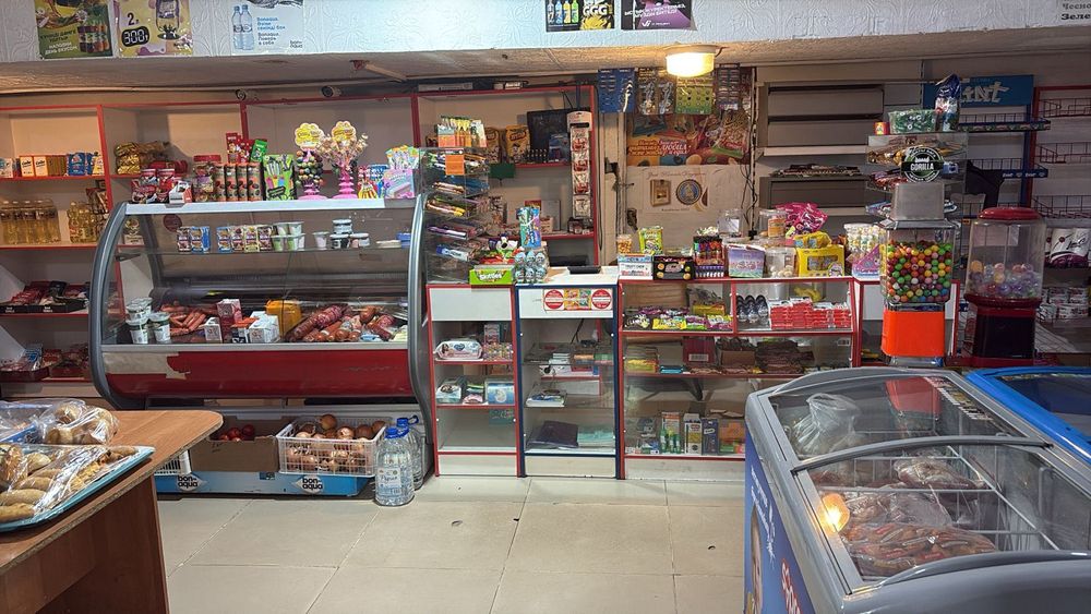 Сдается в аренду действующий продуктовый магазин 150000 тг