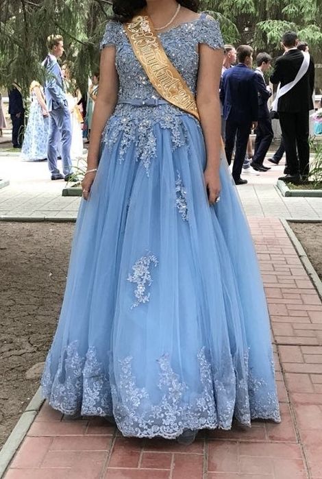 Вечернее платье, размер М