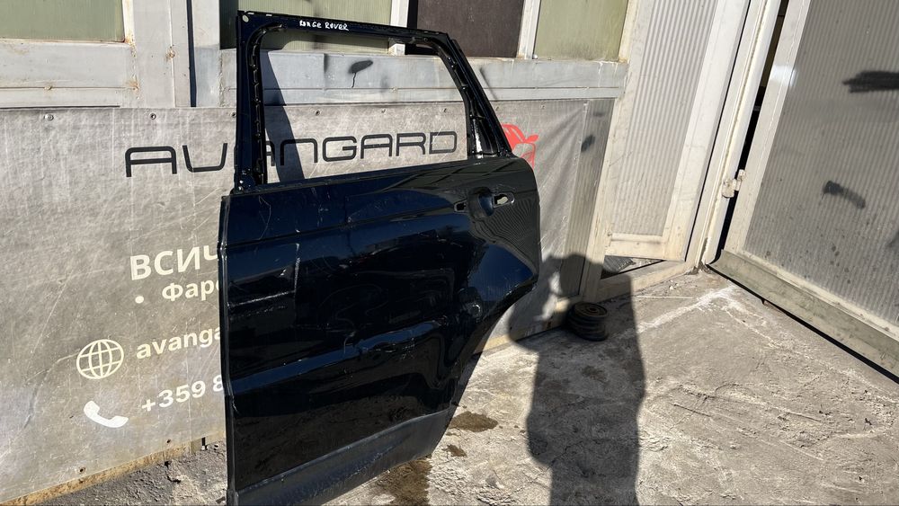 Задна лява врата Range Rover Sport L494 (2014-2022)
